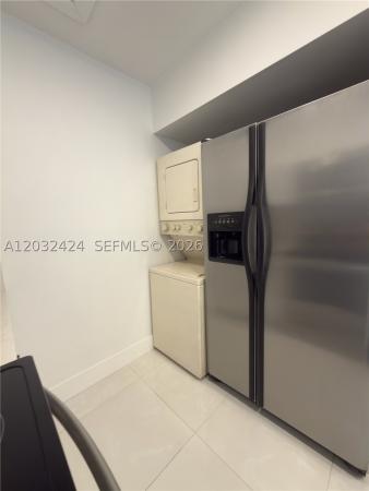 Lago Grande, 2500 W 67th Pl #21-26, Hialeah, Florida 33016, image 2