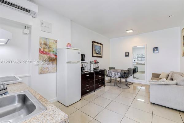 Biscayne Park Estates, 12085 W Dixie Hwy, Biscayne Park, Florida 33161, image 2