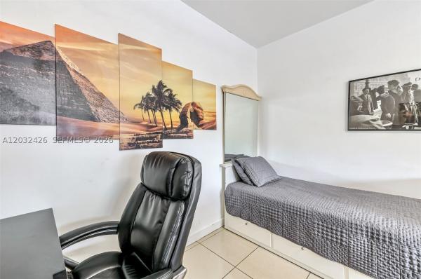 Biscayne Park Estates, 12085 W Dixie Hwy, Biscayne Park, Florida 33161, image 1