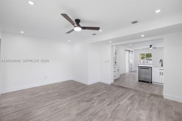 3260 NW 95th Ter, Unincorporated Dade County, Florida 33147, image 2