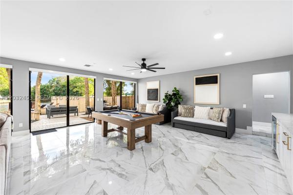 Grimm Miller, 1030 SW 14th Ter #NA, Fort Lauderdale, Florida 33312, image 2