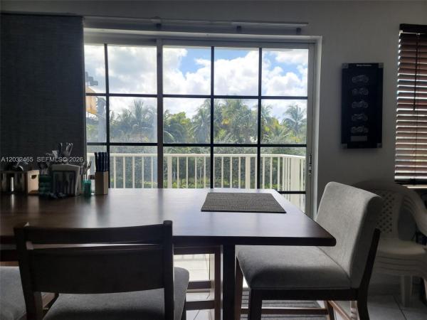 Lake Beach Club, 2600 Collins Ave #201, Miami Beach, Florida 33140, image 1