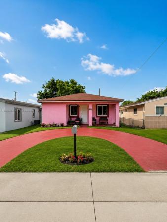 Liberia, 2227 Farragut St, Hollywood, Florida 33020, image 1