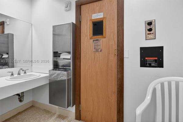 Yacht Harbour, 2901 S Bayshore Dr #4A, Miami, Florida 33133, image 2