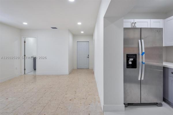 Manor Gardens, 424 W 13th St, Hialeah, Florida 33010, image 2