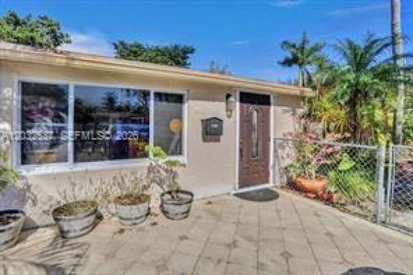 Fulford By The Sea, 2199 NE 182nd St #1, North Miami Beach, Florida 33162, image 1