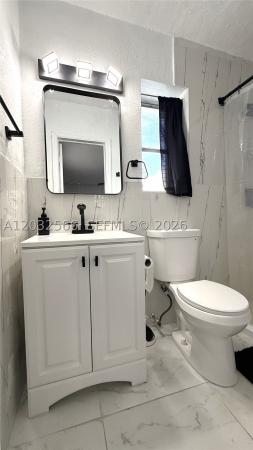 1245 NE 203rd St, Unincorporated Dade County, Florida 33179, image 1
