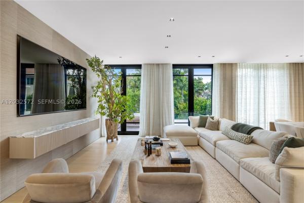 Cocoplum, 199 Caoba Ct, Coral Gables, Florida 33143, image 3