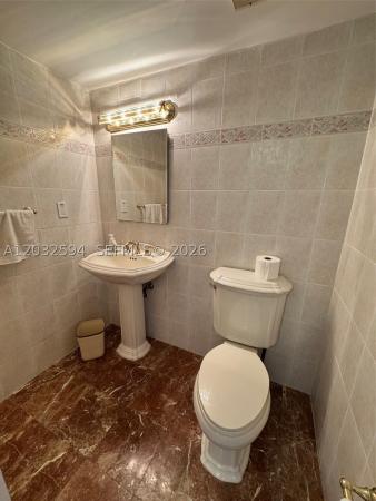 Oceanfront Plaza, 2625 Collins Ave #1801, Miami Beach, Florida 33140, image 2