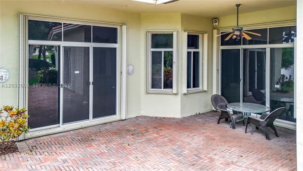 Laguna Isles, 19302 SW 68th St, Pembroke Pines, Florida 33332, image 2