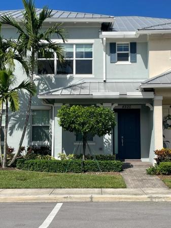Parkview At Hillcrest, 4920 Eucalyptus Dr #2, Hollywood, Florida 33021, image 1
