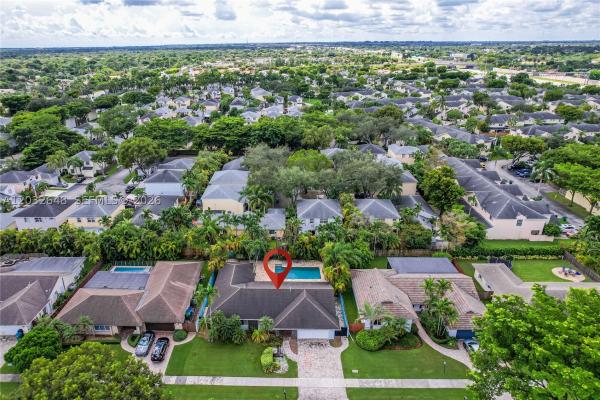 11728 SW 97th St, Unincorporated Dade County, Florida 33186, image 2