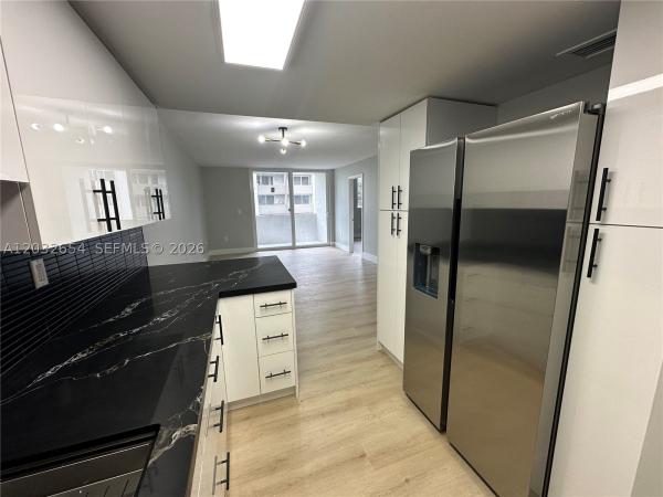 Samari Lake East, 10090 NW 80th Ct #1325, Hialeah Gardens, Florida 33016, image 3