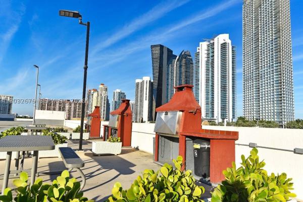 Plaza Of The Americas, 17021 N Bay Rd #207, Sunny Isles Beach, Florida 33160, image 1