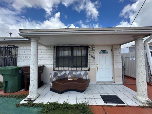 Ingleside Park, 4596 E 8th Ct, Hialeah, Florida 33013, image 1