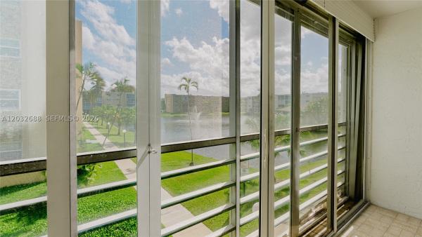 Meadowbrook Lakes, 424 SE 10th St #204, Dania Beach, Florida 33004, image 3