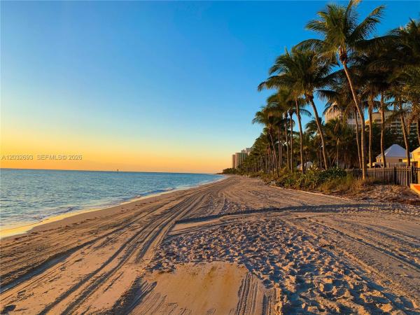 Grand Bay Tower, 430 S Grand Bay Dr #505, Key Biscayne, Florida 33149, image 1