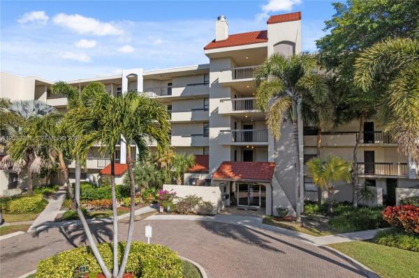 Lavers Resort & Racquet Club, 825 Egret Cir #504, Delray Beach, Florida 33444, image 1