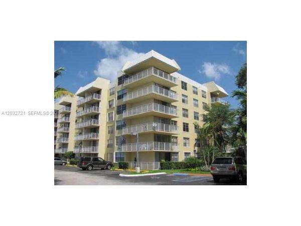 13100 SW 92nd Ave #A-PH13, Unincorporated Dade County, Florida 33176, image 2