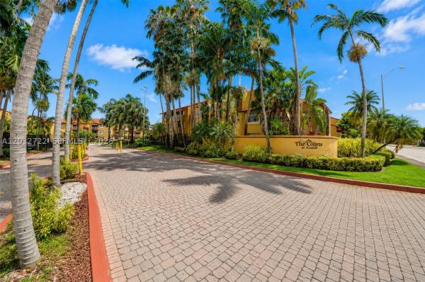 15630 SW 80th St #I-210, Unincorporated Dade County, Florida 33193, image 1