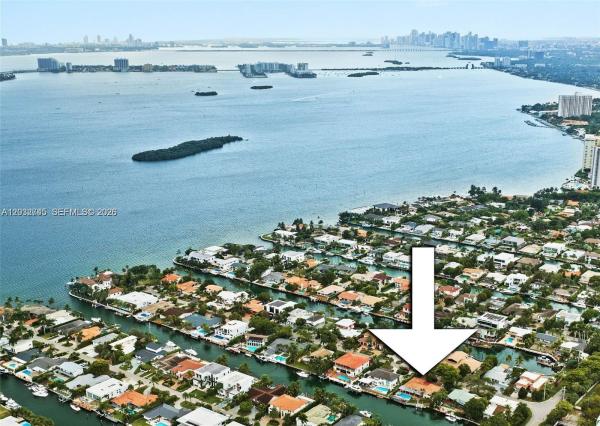Sans Souci Estates, 2015 NE 120th Rd, North Miami, Florida 33181, image 1