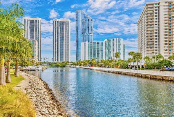 Coastal Towers, 400 Kings Point Dr #309, Sunny Isles Beach, Florida 33160, image 2