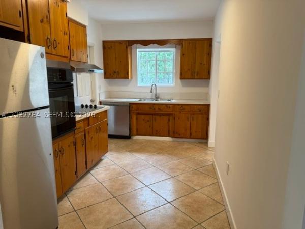 Granada, 753 Navarre Ave, Coral Gables, Florida 33134, image 1