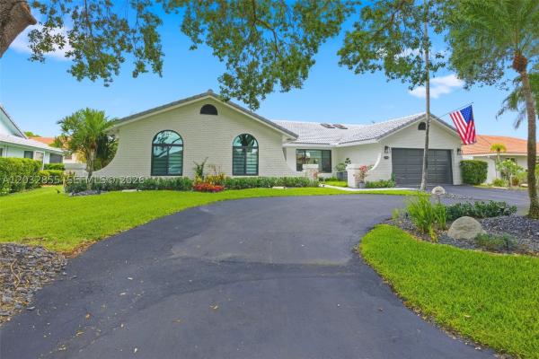 Cypress Glen, 10945 SW 1st Ct, Coral Springs, Florida 33071, image 2