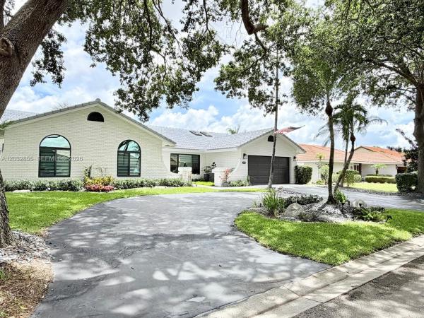 Cypress Glen, 10945 SW 1st Ct, Coral Springs, Florida 33071, image 1