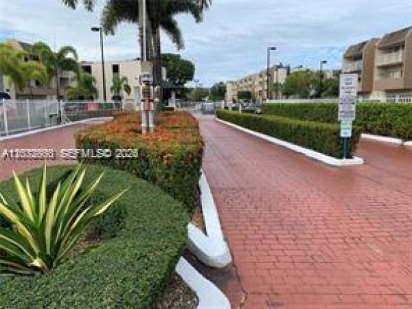 7727 SW 86th St #A1-301, Unincorporated Dade County, Florida 33143, image 1