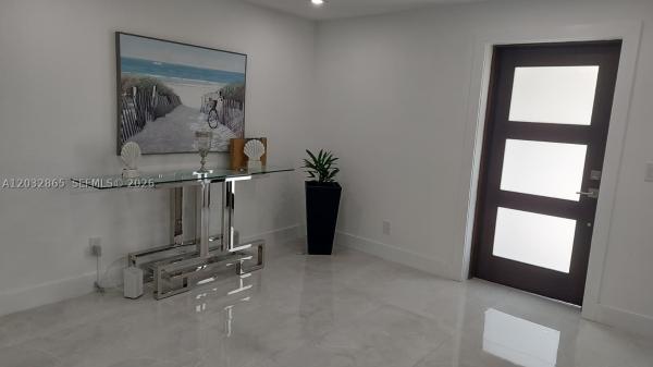 320 SE 15th Pl, Cape Coral, Florida 33990, image 2