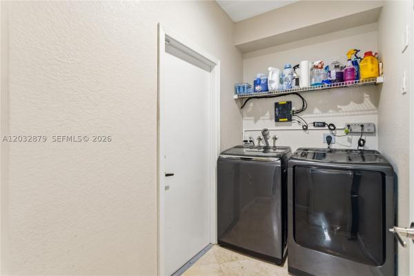 6240 SW 163rd Pl, Unincorporated Dade County, Florida 33193, image 2