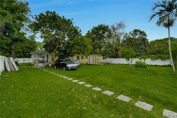5860 SW 19th St, Unincorporated Dade County, Florida 33155, image 2