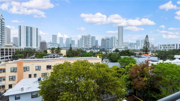 RioPlaza, 546 SW 1st St #603, Miami, Florida 33130, image 2