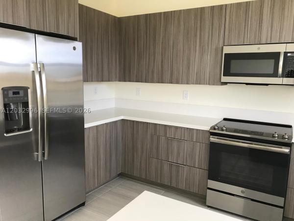 Summit At Park Central, 8102 NW 105th Ct, Doral, Florida 33178, image 2