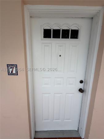 Mariposa Manor, 1235 Mariposa Ave #7, Coral Gables, Florida 33146, image 2
