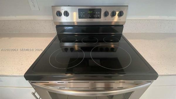 11925 SW 247th Ter, Homestead, Florida 33032, image 2