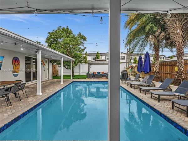 Rose Manor, 5021 SW 29th Ter, Dania Beach, Florida 33312, image 1