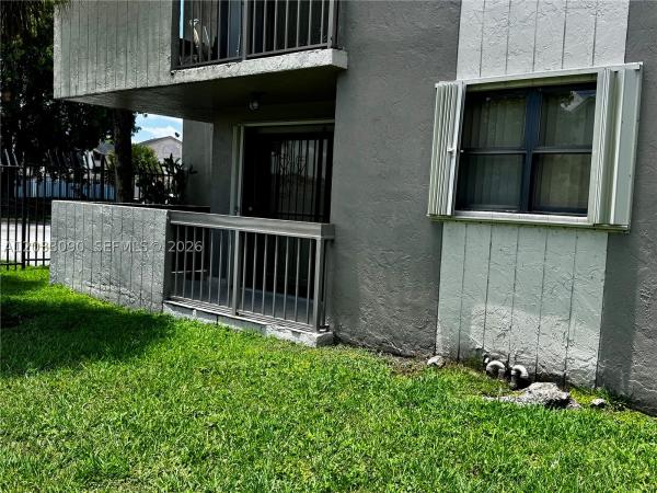 1121 SW 122nd Ave #112-2, Unincorporated Dade County, Florida 33184, image 2