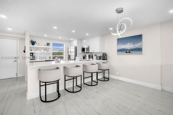 Meadowbrook Lakes View, 441 SE 3rd St #404, Dania Beach, Florida 33004, image 3