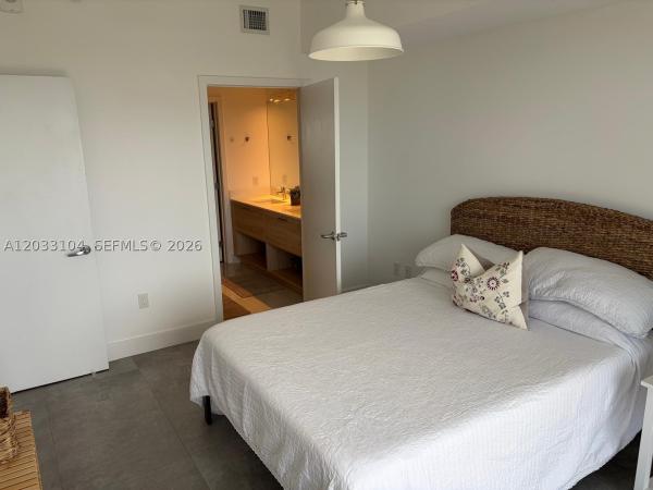 The Harbour South Tower, 16385 Biscayne Blvd #1417, North Miami Beach, Florida 33160, image 1