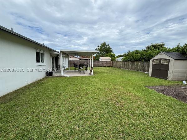 11104 SW 155th Ter, Unincorporated Dade County, Florida 33157, image 2