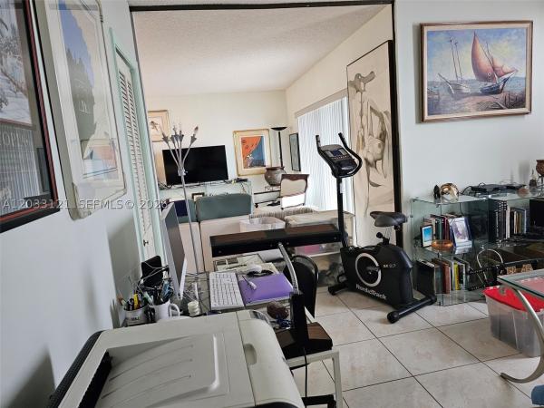 Hillcrest, 3850 Washington St #1011, Hollywood, Florida 33021, image 2