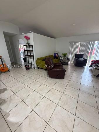 19831 NW 65th Ct, Hialeah, Florida 33015, image 2