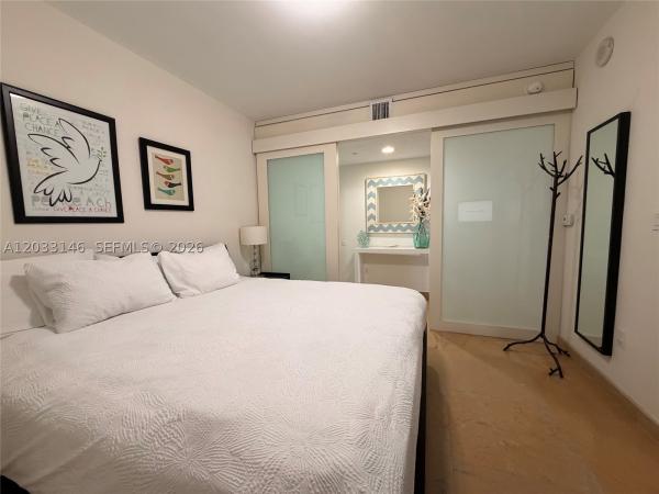 Beach Club 2, 1830 S Ocean Dr #2412, Hallandale Beach, Florida 33009, image 1