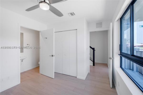 113 NE 6 #1107, Fort Lauderdale, Florida 33304, image 2