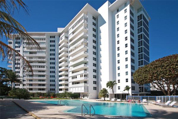 Island House, 200 Ocean Lane Dr #409, Key Biscayne, Florida 33149, image 2