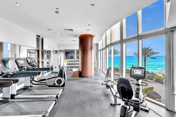 Ocean Four, 17201 Collins Ave #2209, Sunny Isles Beach, Florida 33160, image 2