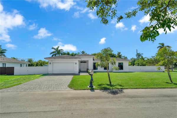32008 SW 199th Pl, Homestead, Florida 33030, image 1