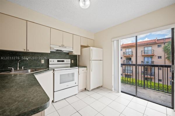 Alameda, 5490 W 21st Ct #310, Hialeah, Florida 33016, image 3